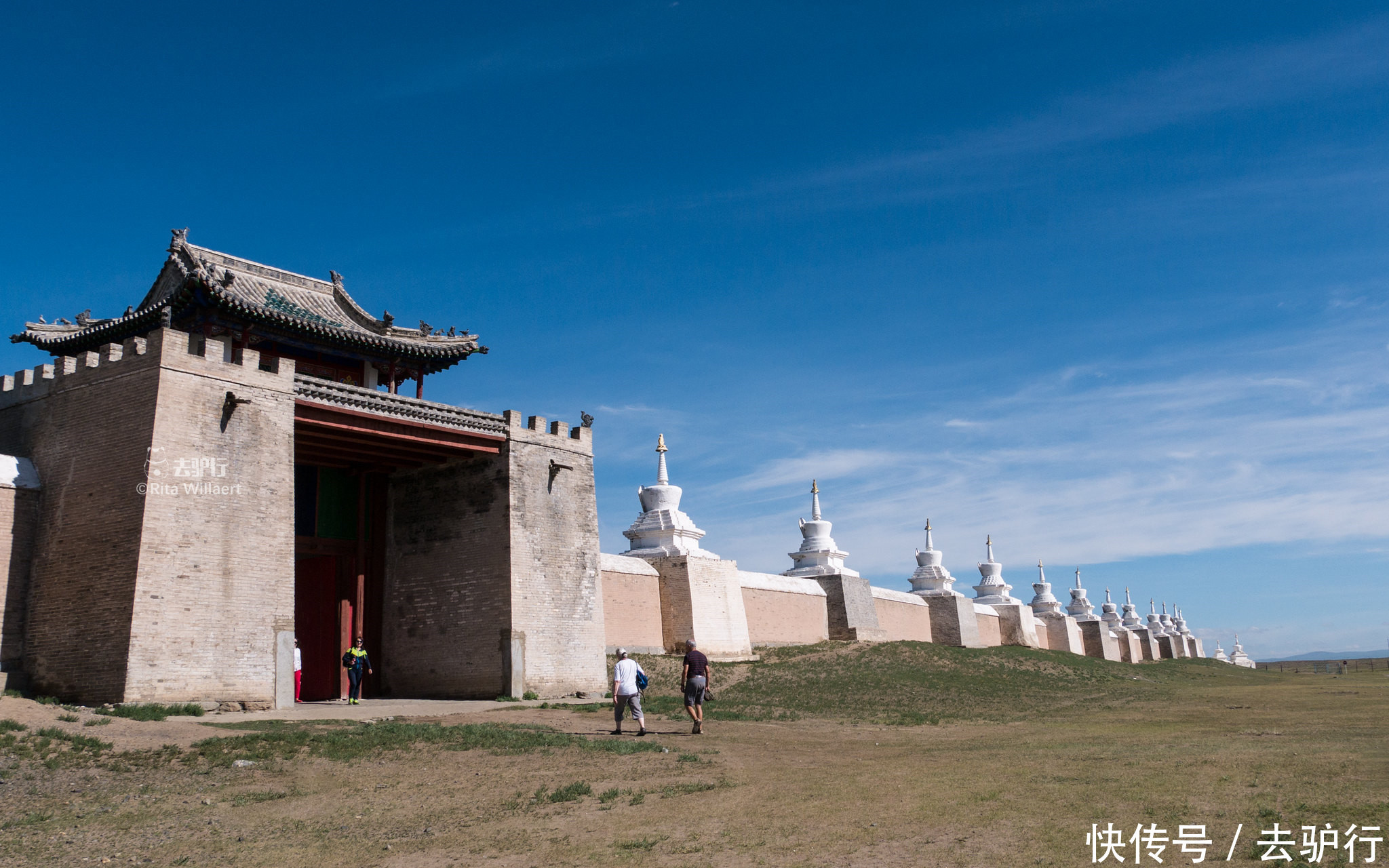 充满|蒙古国第一座寺庙充满浓浓的中国味道，曾因苏联遭到巨大破坏