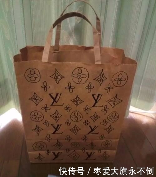 最能体现女人身价的包包,最后一个很值得入手!