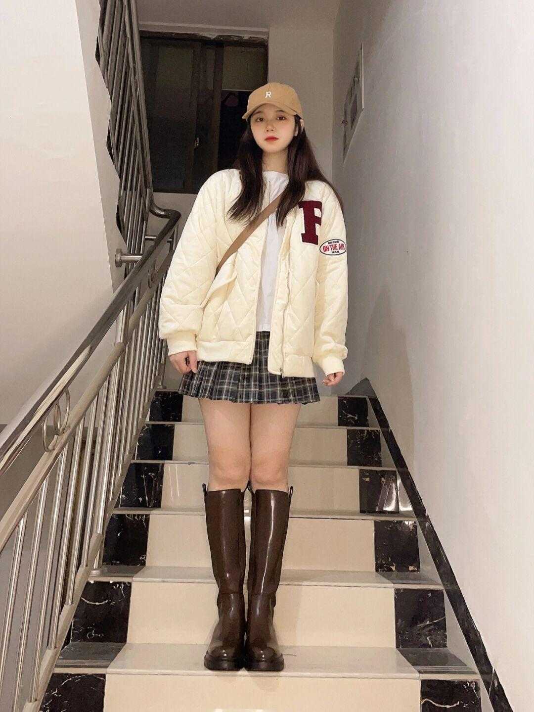 山本耀司|别再说高筒靴不好穿了!选款记住这几点就够,真的时髦又洋气