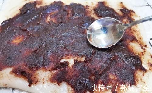 家人|这道简单的中式甜点，又香又软糯，学会了过年给家人秀起来