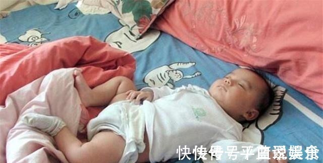 说句心里话|宝宝睡姿暗示身体状况，若是这几种睡姿，父母要注意了