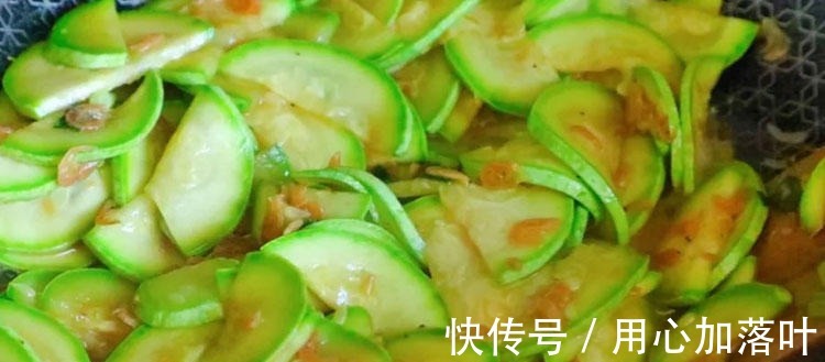 小鹿|5分钟就能做好一道快手家常菜，简单又好吃，还能补钙，老少皆宜！