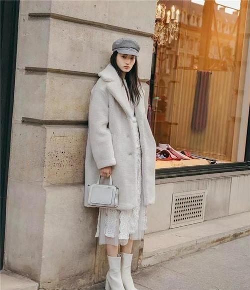 不管大衣还是棉袄，尽量避开这3个颜色，另外2种更高级，时髦百搭