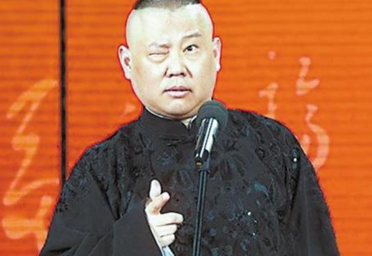 郭德纲|《脱口秀大会4》总决赛,杨笠学聪明了,不讲男人改讲自己弟弟