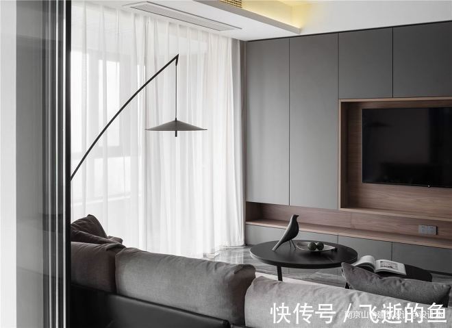 含蓄|明净、含蓄、敛藏的灰色家