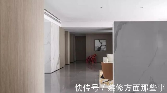 百叶|160㎡现代简约风,木饰面+黑色百叶,通透高级有气质!