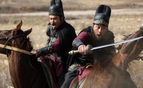 朱仝@梁山36天罡中,有4位好汉排名虚高,他们联手也打不过武松