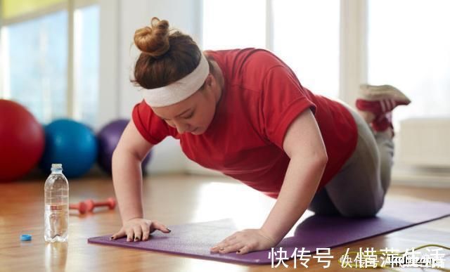 肩胛骨|练胸离不开卧推，想要安全又高效，6个建议你得听听