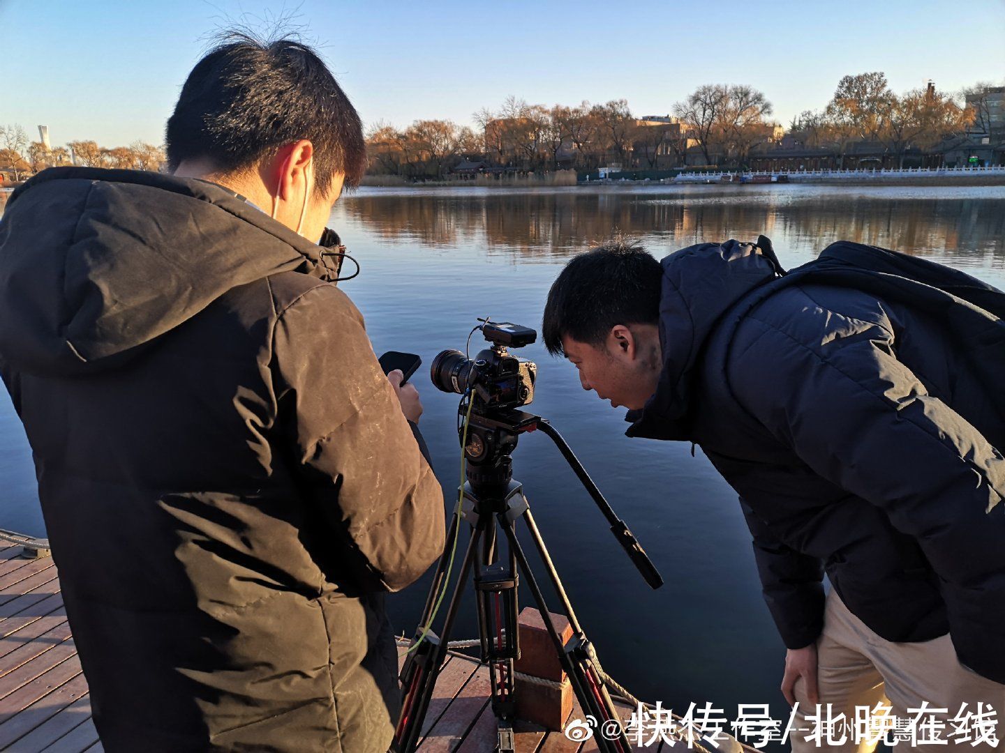 短视|西城区河长办组织“老北京”拍摄什刹海短视频故事