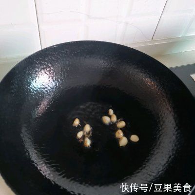 娃娃菜|老妈做的换个口味～多变上汤娃娃菜，怎么吃都不腻