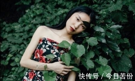 翠红!一醉千钟情几度,三分叹谓七分愁;清词八首,风雨阑珊怅无由