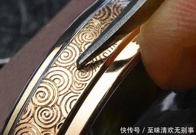 江诗丹顿陀飞轮腕表,新年麒麟出没献祥瑞