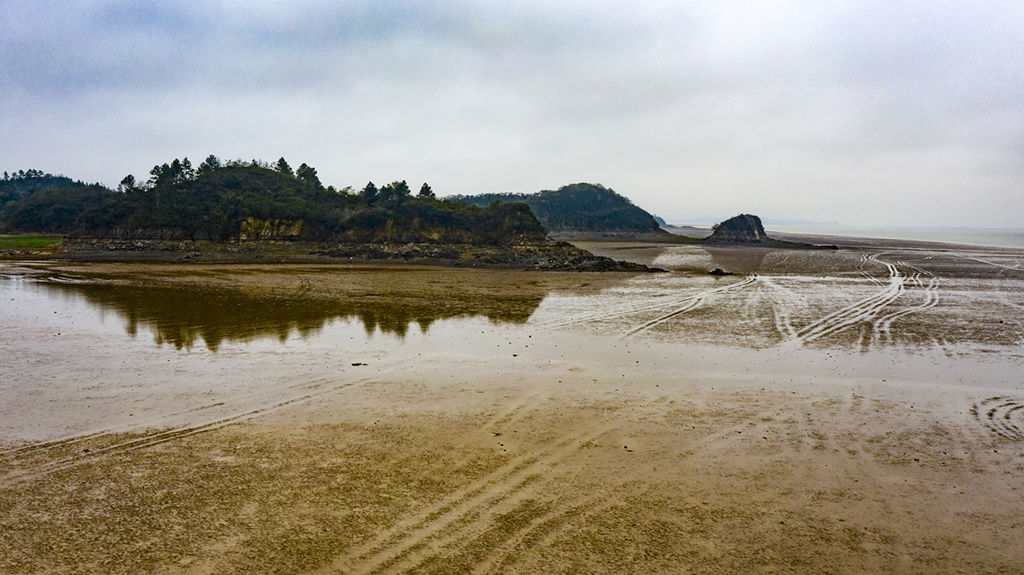 水位|鄱阳湖水位跌破10米 进入枯水期