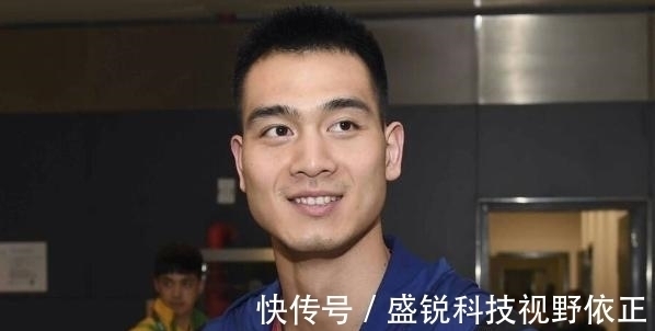 陪练|为什么女排都是男陪练?这位90后男排练火了,曾被牵线朱婷