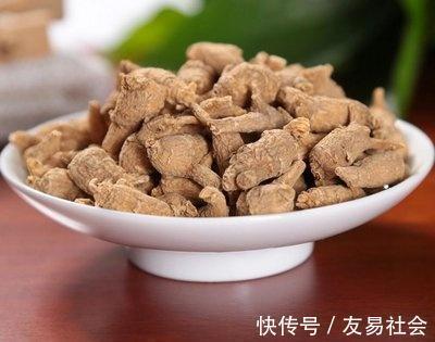 养生|黄芪配“一宝”,每天泡水喝,补气养血抗衰老,身体或会越来强健