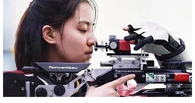 現實|譚飛脫口秀｜當代影視創作者擅長消費現實，卻很少正視現實