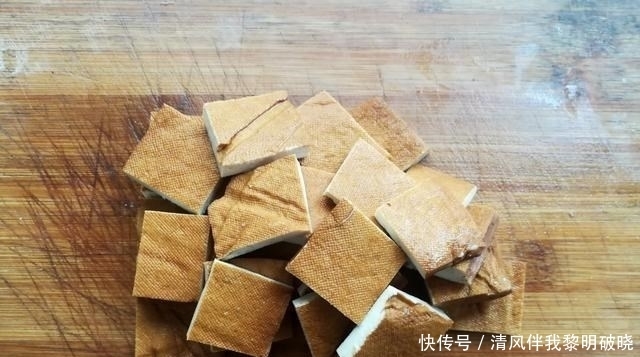 杏鲍菇和它是绝配,高钙高蛋白,营养易消化,孩子长身体正需要