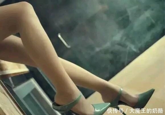 效果|简单低调的细高跟鞋，上脚效果非常吸引人！