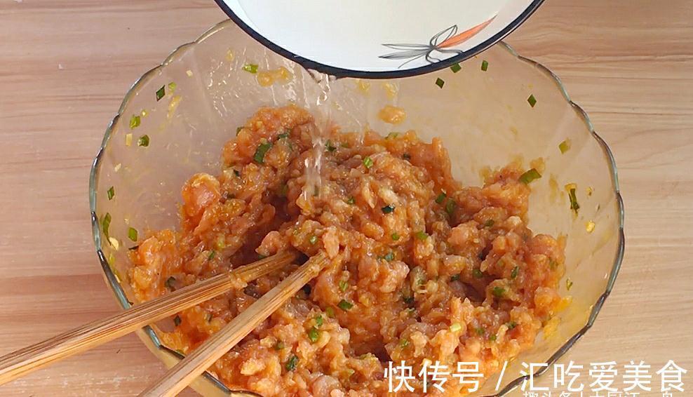 包白菜肉馅水饺,牢记“3要2不要”,肉馅多汁不腥不发柴