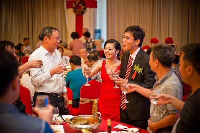 牛脾气|女儿远嫁从不回家,每月给父母寄五千,母亲偷偷找去,开门报了警