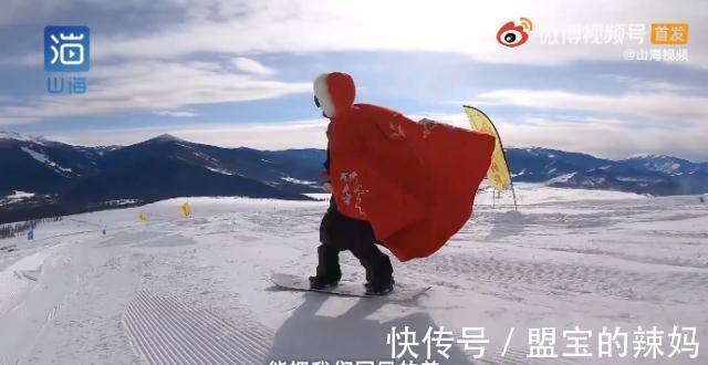 小美|“95后”汉服小姐姐滑雪像剑一样飞舞和仙女似的,网友:仙气飘飘