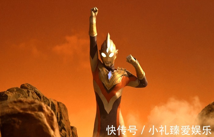 奥特曼|奥特曼 难怪黑暗奥特曼会群殴特利迦,你看他在超古代做了什么!