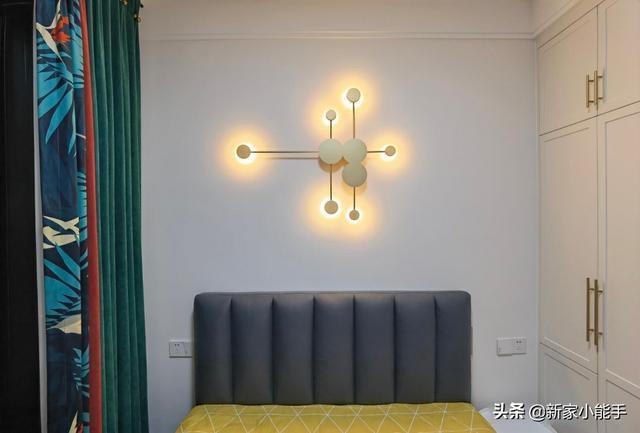 安装|越来越流行不做电视墙,学她家装修,入住三个月生活幸福美满