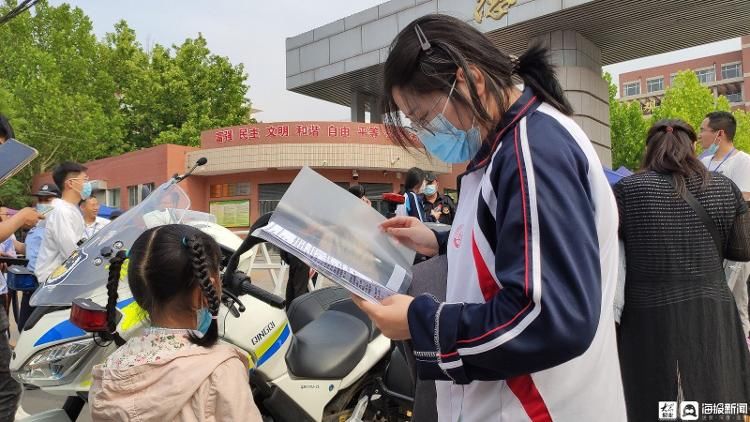 德州市第一中学|组图｜考前再看一眼！德州考生考前状态千姿百态