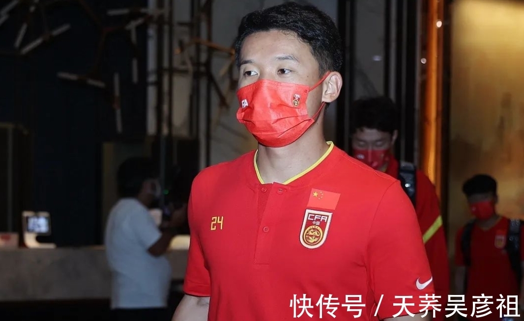 阿道|坏消息不断,归化全首发力求爆冷,对阵日本国足变阵451