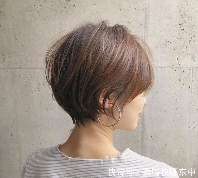 头发|有这3个特征的女性,剪短发就对了,让你美到颜值翻倍
