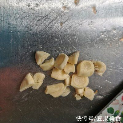 这道西红柿炒蒜苔，分分钟光盘