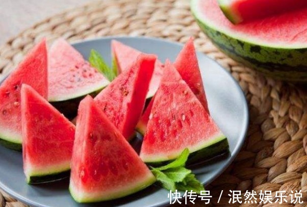 高血压患者|高血压患者想要吃美食怎么办下面4种美食随便吃，还有降压效果