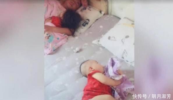 眼泪|爸爸搂着女儿睡觉萌化网友,再看睡在一旁的儿子,笑出了眼泪