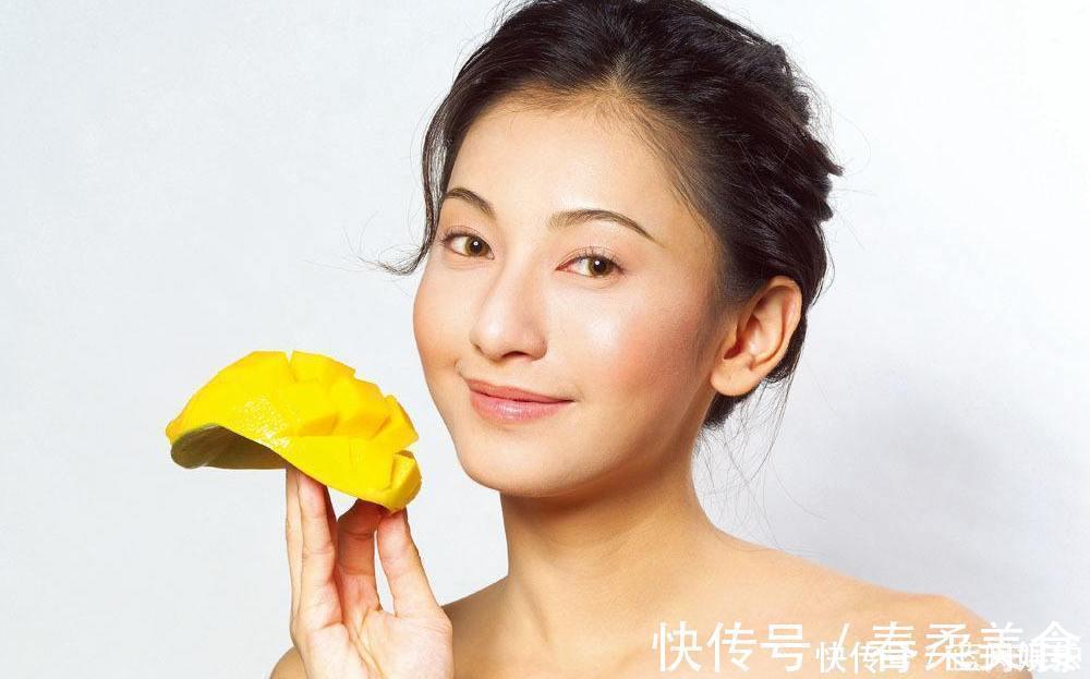 肚脐眼|同样怀孕,孕妇的肚脐为啥有凹有凸,大多数人都理解错了