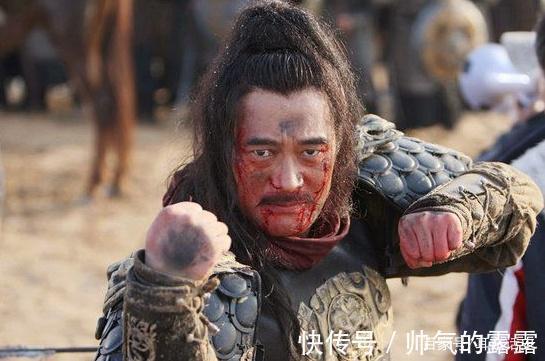 五虎将&水浒中此好汉击败张清,战平卢俊义,四名五虎将一起上没能击败他