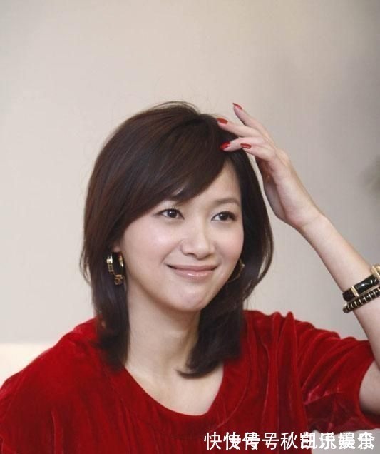 徐静蕾$徐静蕾新书法作品进步明显, 笔墨意境很强,不输专业的书协成员