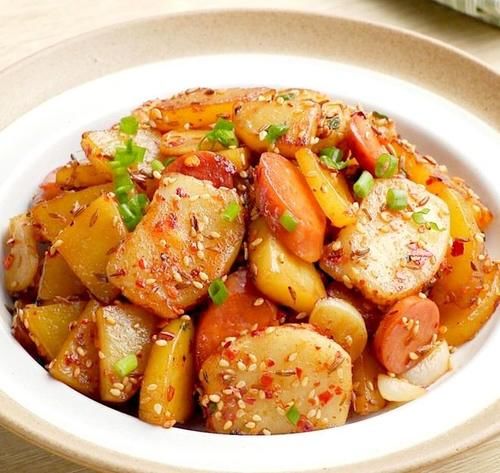 超级可口的年夜饭，荤素搭配，营养又美味，家人吃的特别开心满意！