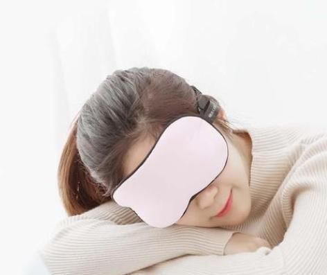 眼疲劳|女人老没老，主要看这4个地方，简单四步，帮你守住年龄的秘密