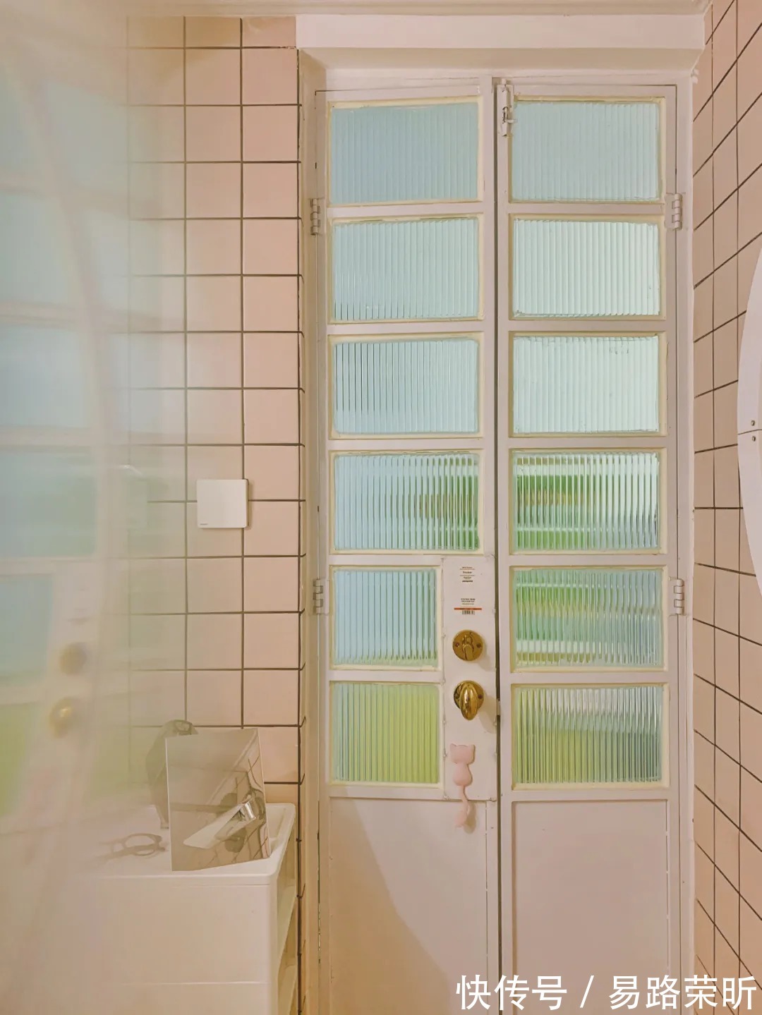 个性|60平方的两居室，把个性想法展现得淋漓尽致，房子虽然小，但装成了心中的那个样子！