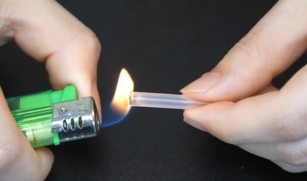 破旧雨伞不要扔,把笔芯缝在上面,解决了困扰大家的一个大烦恼!