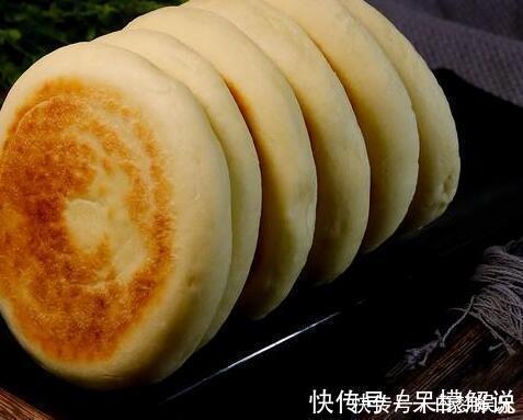 玉米油|发面饼如此做,凉了也不硬,零难度做法,能夹菜能夹肉,简单省事