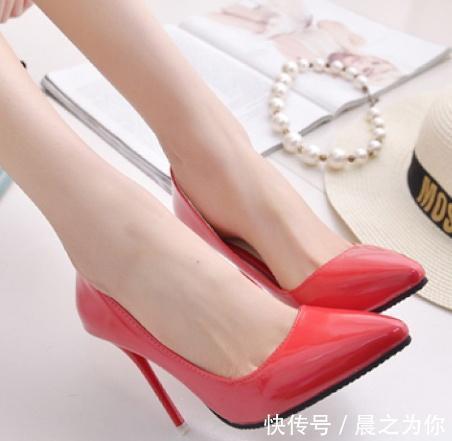 高跟鞋 细跟鞋带来的时尚感,犹如耀眼的光芒在足尖绽放!