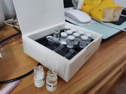 前有“王牌”面霜精华，后有冻干粉，为何后者“风更大”，真相了