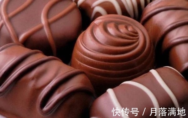 占卜|塔罗占卜：你觉得下面哪块巧克力最好吃？看你以后能不能走大运