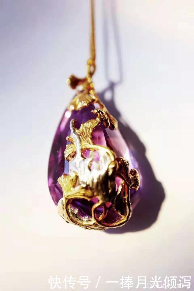 把珠宝做成心脏的样子，分享一些充满创意元素的珠宝