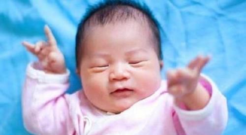 名字|给孩子取名字,这“4个字”尽量别用,虽然好听但寓意却不太好