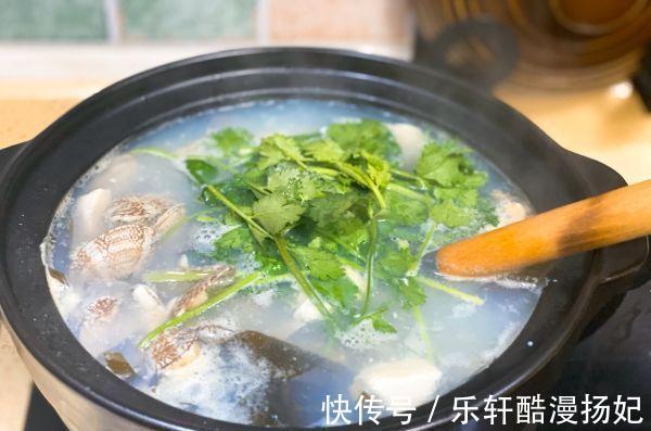 鲜美|在家做超级简单快手的花蛤豆腐汤，味道鲜美营养好喝，富含蛋白质