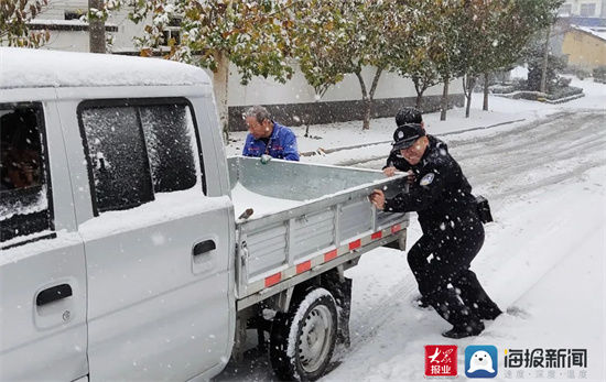 博山暴雪来袭“一臂之力”温暖这座城|战风雪·保民安 | 博山暴雪