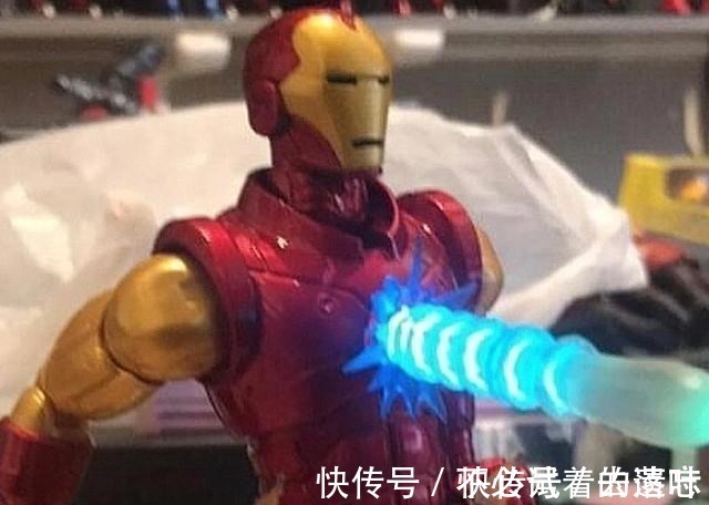 手办|廉价版漫威手办,蜘蛛侠化为废墟,钢铁侠怀上双胞胎
