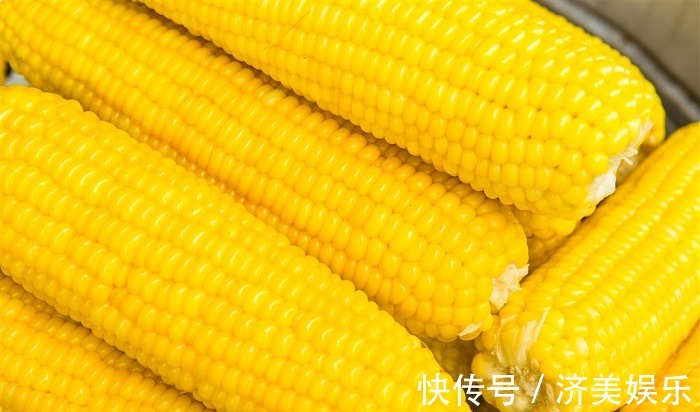 眼睛|关心眼睛的人注意,经常吃3种食物对眼睛好,还能预防近视